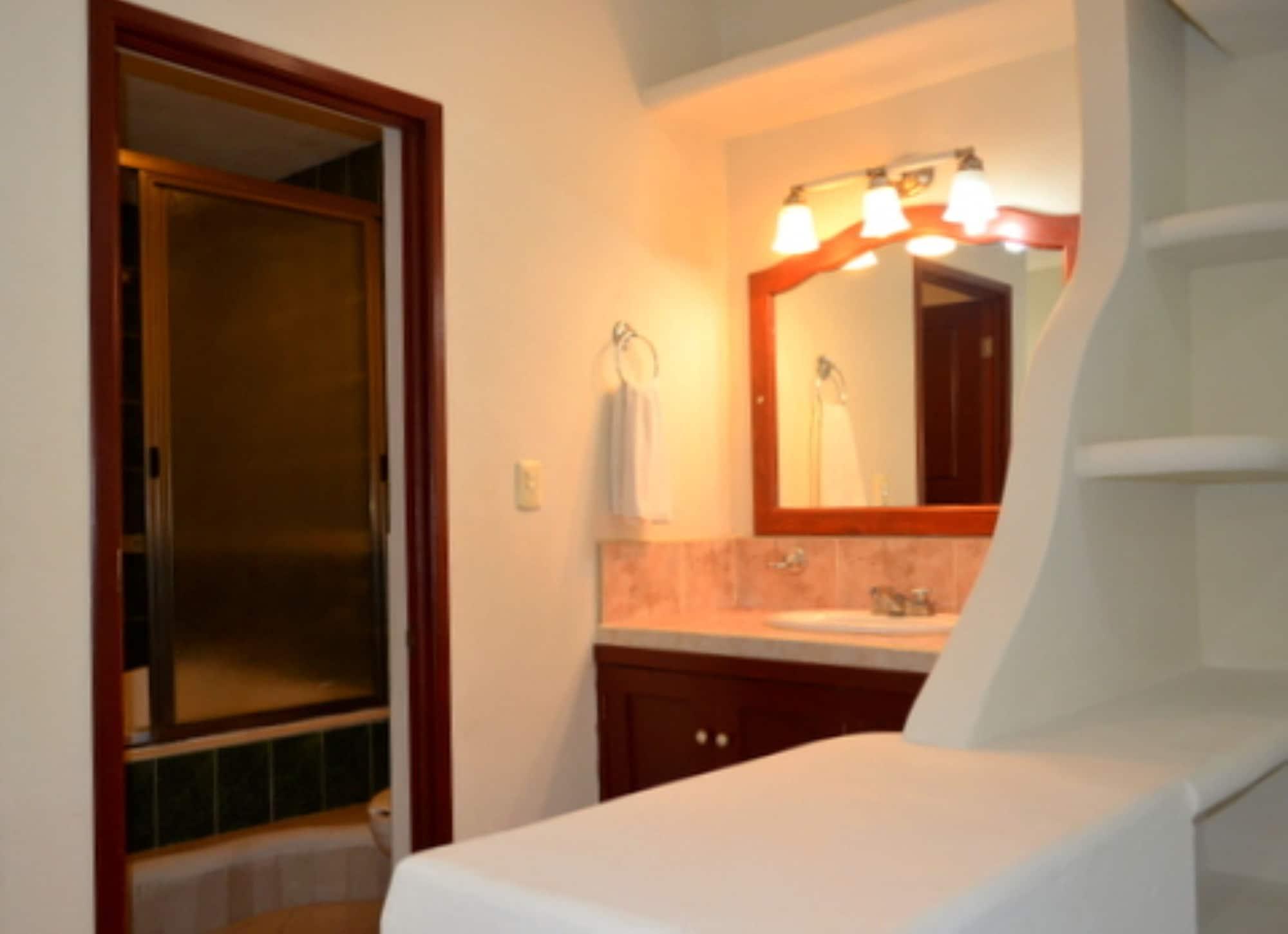 איסלה מוחרס Villas Coco Resort - All Suites (Adults Only) מראה חיצוני תמונה